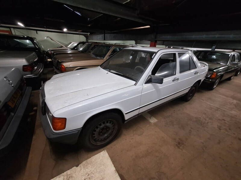 Blanc Utilisé 1986 Mercedes 190 Berline | 5 900 € - Image 1/4