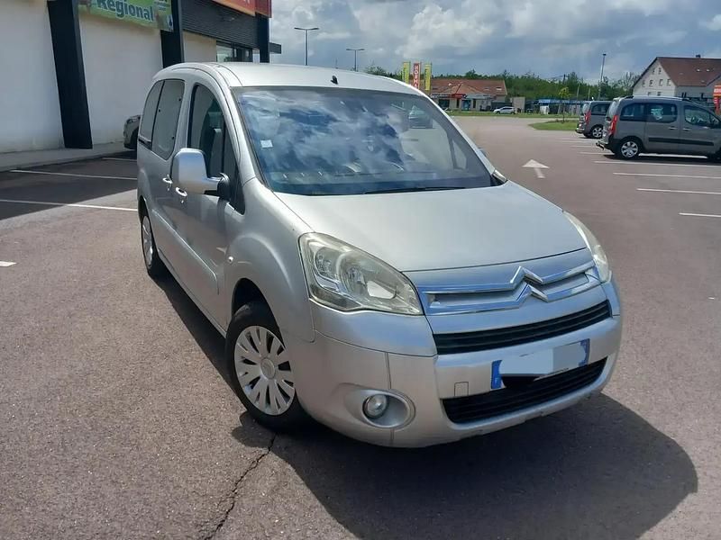 Utilisé 2010 Citroën Berlingo Monospace | 5 400 € (Bon prix) - Image 1/4