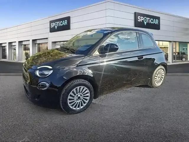 Onyx black pastel Utilisé 2023 Fiat 500e La Prima Citadine | 18 900 € (Prix juste) - Image 1/4