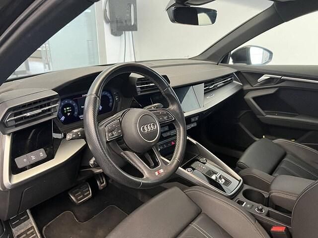Occasion Audi A3 Sportback e-tron S-Line 150 ch (110 kW) 2021 Noir mythic métallisé Citadine