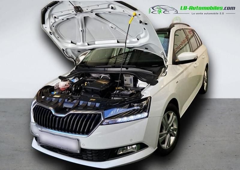 Utilisé 2021 Skoda Fabia Break | 20 800 € (Prix juste) - Image 1/4