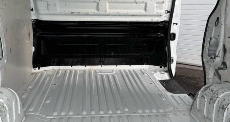 Image 4/4