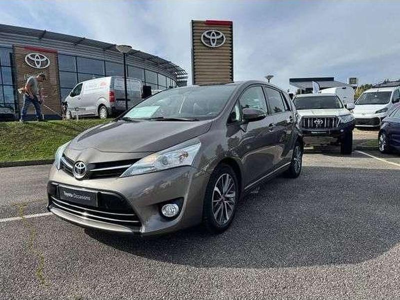 Utilisé 2017 Toyota Verso Design Monospace | 14 990 € (Prix cher) - Image 1/1