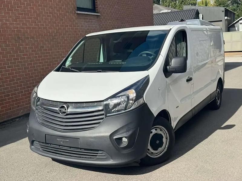 Noir Utilisé 2017 Opel Vivaro Van | 6 990 € - Image 1/4