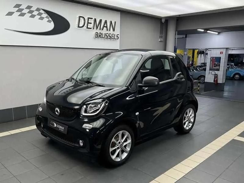 Noir Occasion 2017 Smart ForTwo Cabrio Passion Cabriolet | 16 600 € - Image 1/4