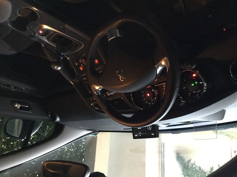 Noir Utilisé 2015 Peugeot 3008 Allure Monospace | 15 900 € (Prix cher) - Image 1/1