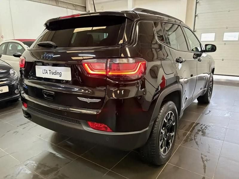 Noir Utilisé 2022 Jeep Compass Trailhawk SUV | 20 990 € (Bon prix) - Image 1/4