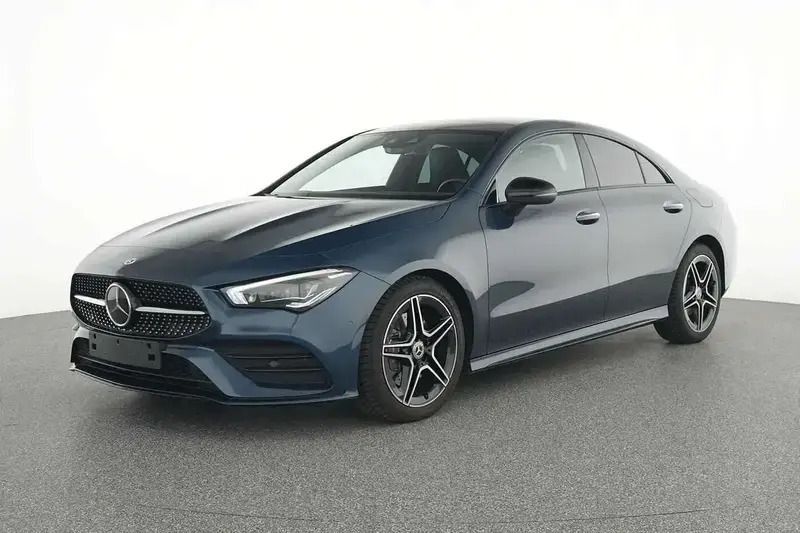 Bleu Utilisé 2023 Mercedes CLA200 AMG line Coupé | 38 990 € (Bon prix) - Image 1/4