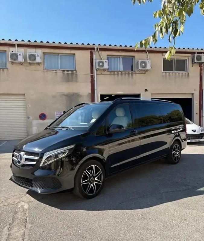 Utilisé 2022 Mercedes Viano Monospace | 109 990 € - Image 1/4