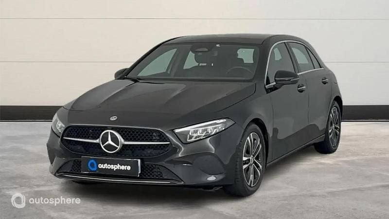 Utilisé 2023 Mercedes 180 Progressive Berline | 29 299 € (Prix juste) - Image 1/4