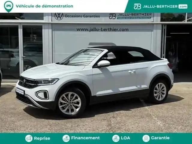 Blanc pur, capote noire Utilisé 2025 VW T-Roc Cabriolet Style Cabriolet | 37 490 € - Image 1/4