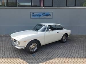 Blanc Occasion 1970 Alfa Romeo GT Junior Coupé | 33 000 € - Image 1/4