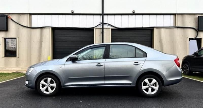 Occasion Skoda Rapid Ambition 86 ch (63 kW) 2013 Gris Citadine