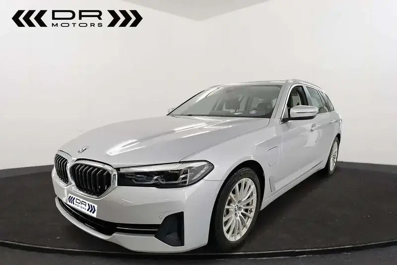 Argent Utilisé 2021 BMW 530e Break | 27 995 € - Image 1/4
