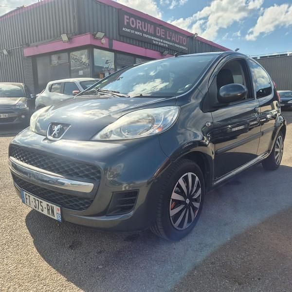 Utilisé 2009 Peugeot 107 Urban Move Citadine | 4 490 € (Prix juste) - Image 1/3