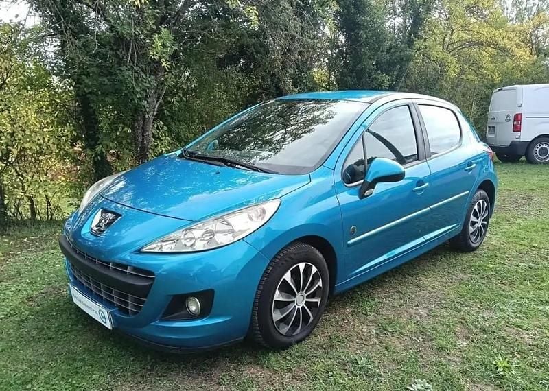 Bleu Occasion 2011 Peugeot 207 Urban Move Berline | 6 990 € (Prix juste) - Image 1/4