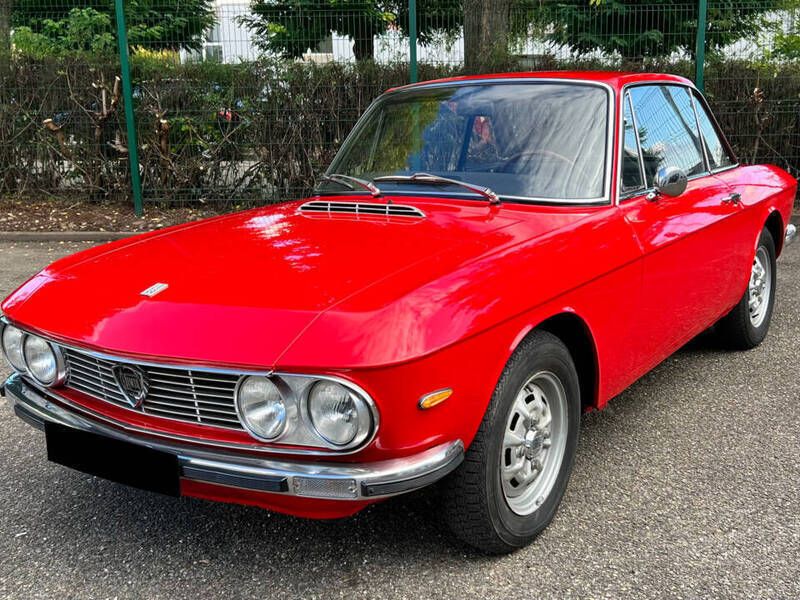 Rouge Occasion 1972 Lancia Fulvia Coupé | 19 500 € - Image 1/4