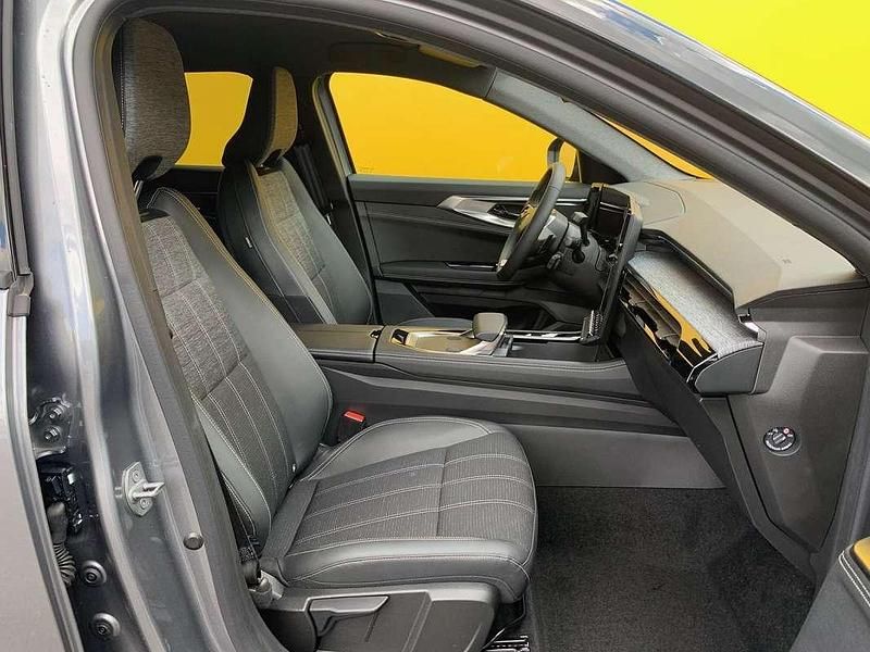 Nouvelle Renault Austral Techno 133 ch (97 kW) 2025 Gris SUV