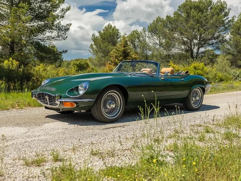 Vert Occasion 1974 Jaguar E-Type Cabriolet | 74 900 € - Image 1/4