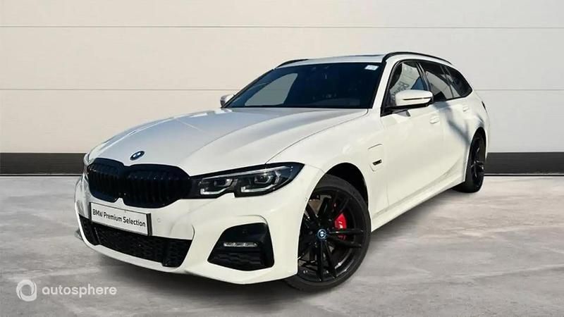 Utilisé 2022 BMW 330e M Sport Break | 43 990 € (Prix juste) - Image 1/4