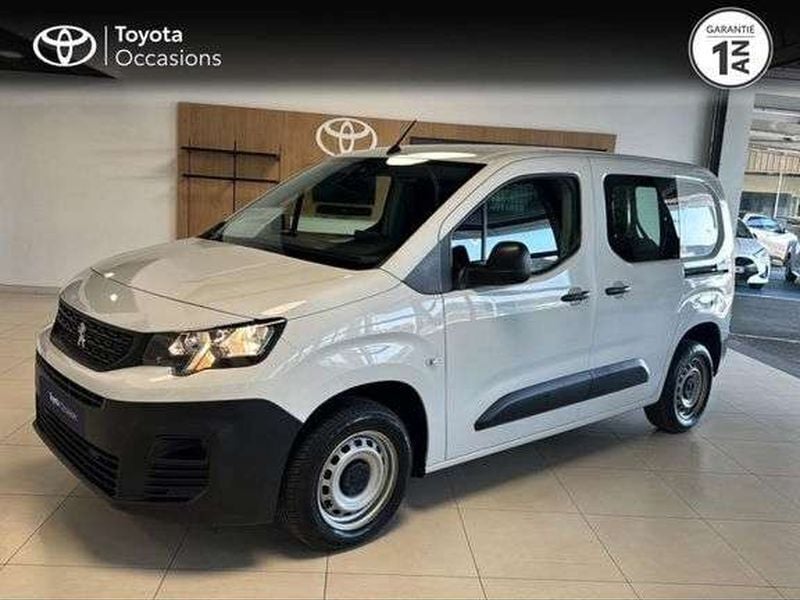 Utilisé 2023 Peugeot Partner S Monospace | 15 990 € (Prix juste) - Image 1/1