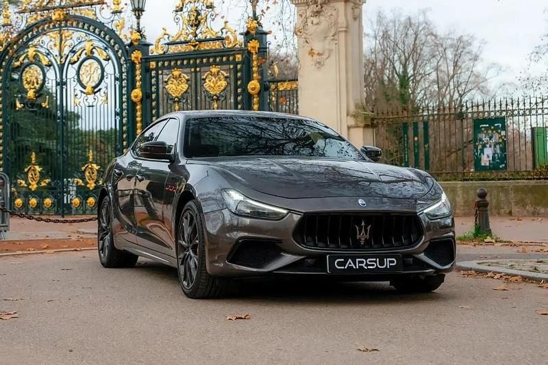 Occasion Maserati Ghibli 349 ch (256 kW) 2018 Gris Berline