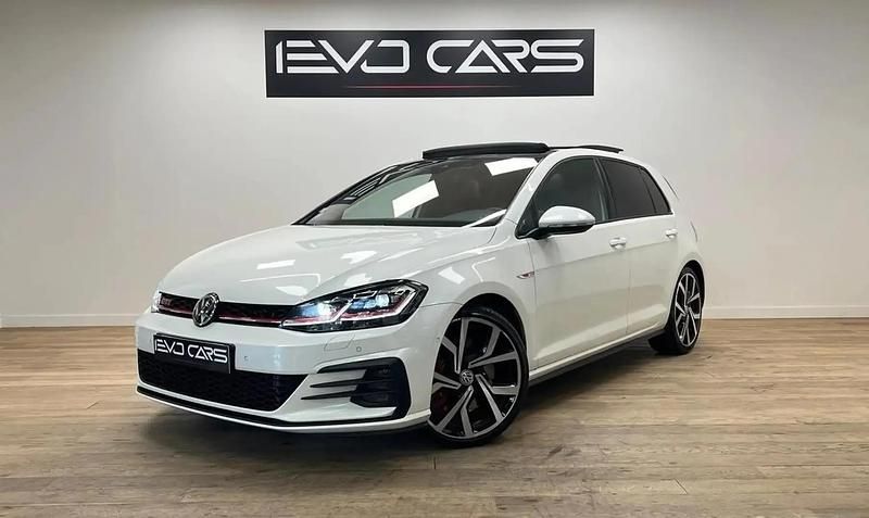 Blanc Occasion 2018 VW Golf VII GTI Berline | 26 490 € (Prix cher) - Image 1/4