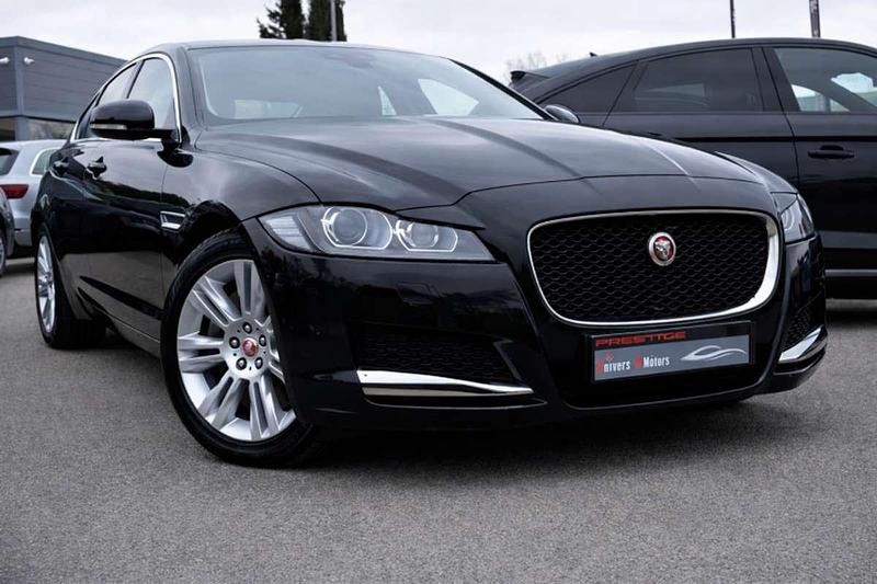 Occasion Jaguar XF Prestige 182 ch (133 kW) 2017 Noir Berline