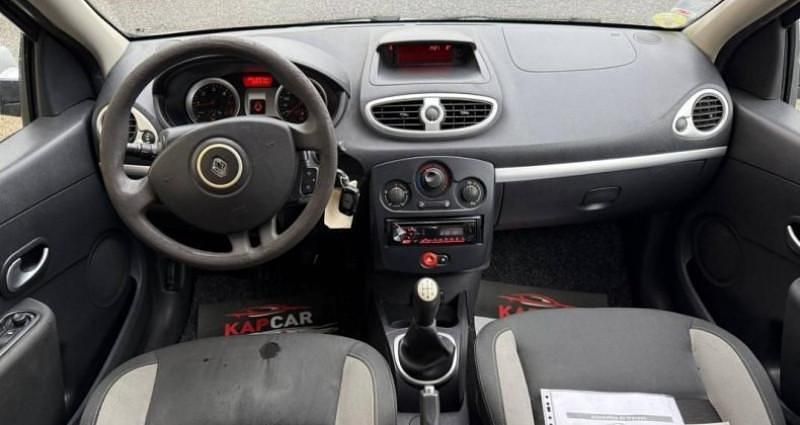 Occasion Renault Clio III Expression 75 ch (55 kW) 2011 Citadine