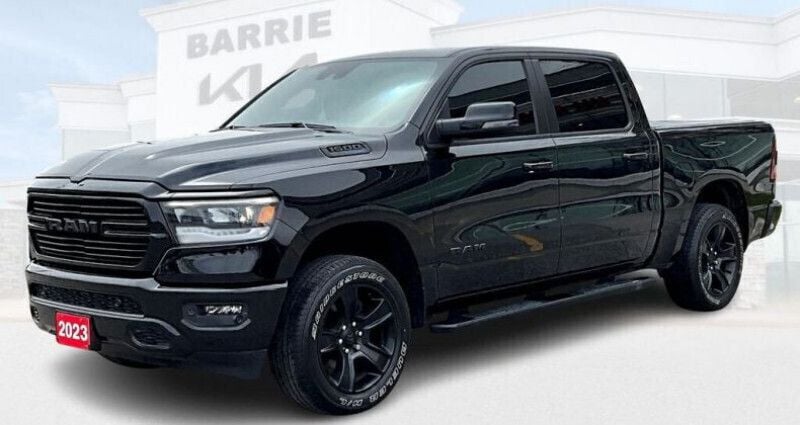 Noir Utilisé 2023 Dodge Ram Pick-up | 53 660 € (Prix juste) - Image 1/4