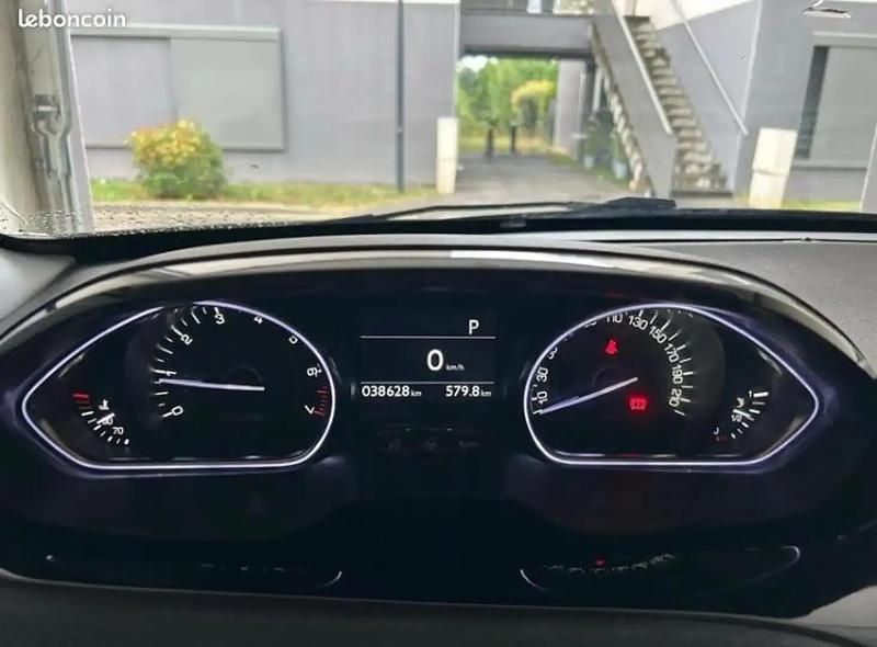 Occasion 2017 Peugeot 208 Roland Garros Citadine | 7 300 € (Super prix) - Image 1/4