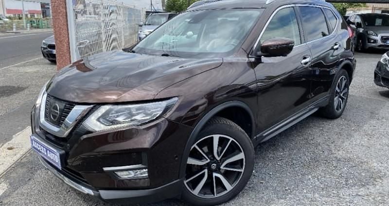 Utilisé 2019 Nissan X-Trail Tekna SUV | 14 990 € (Prix juste) - Image 1/4