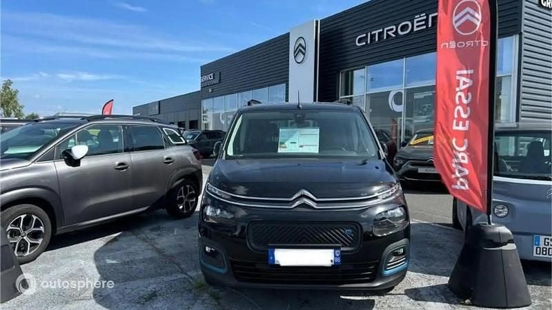 Gris Nouvelle 2025 Citroën e-Berlingo Shine Monospace | 34 999 € (Prix cher) - Image 1/4