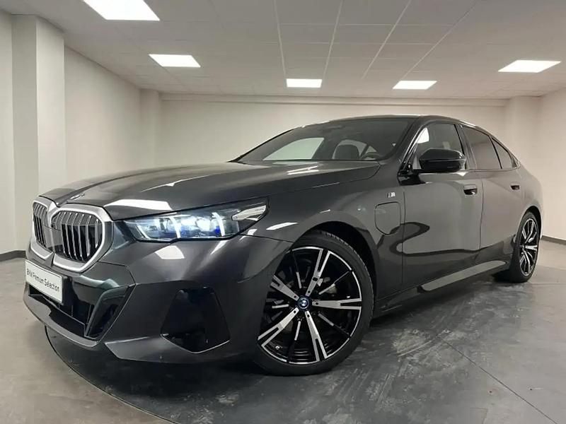 Occasion BMW 530 M Sport 193 ch (141 kW) 2025 Gris Berline