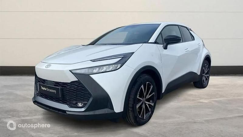Utilisé 2025 Toyota C-HR Design SUV | 35 999 € - Image 1/4