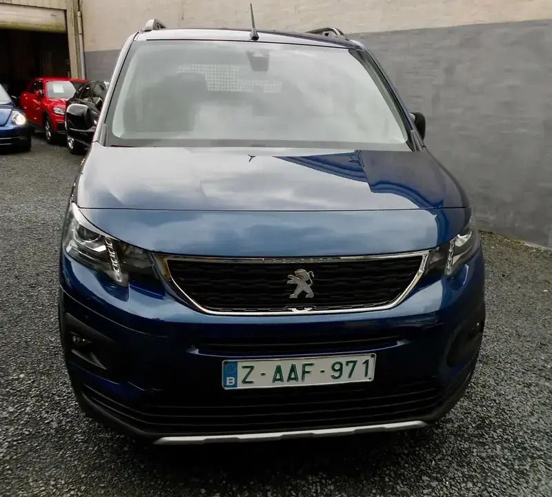Image 2/4