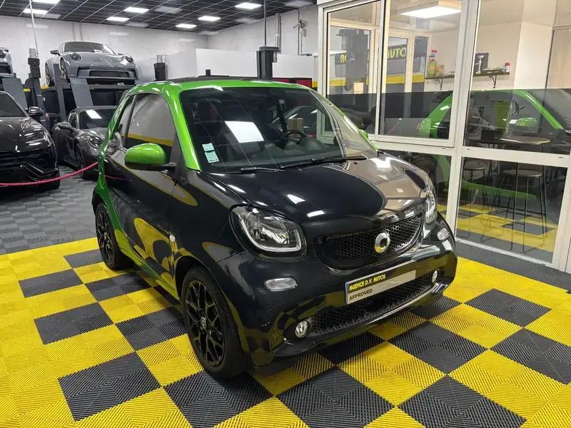 Vert Utilisé 2018 Smart ForTwo Electric Drive Prime Cabriolet | 11 990 € - Image 1/4