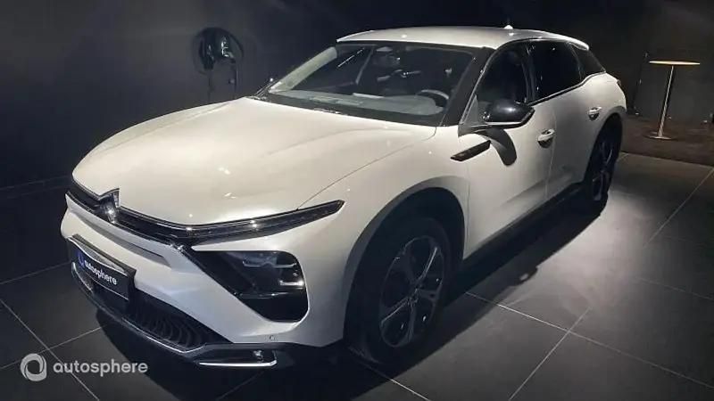 Blanc nacré (n) Utilisé 2023 Citroën C5 X Feel SUV | 26 950 € (Prix assez cher) - Image 1/4