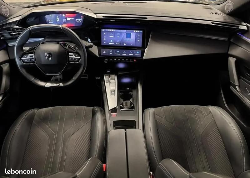 Utilisé 2023 Peugeot 308 GT Berline | 23 900 € (Prix assez cher) - Image 1/4