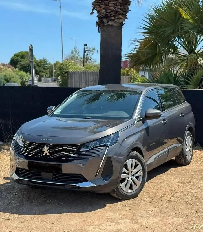 Utilisé 2021 Peugeot 5008 Business-Line SUV | 21 900 € (Super prix) - Image 1/4