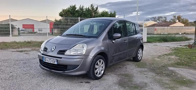 Occasion 2010 Renault Grand Modus Authentique Monospace | 3 790 € - Image 1/4