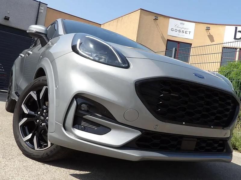 Gris Utilisé 2024 Ford Puma ST-Line SUV | 23 850 € (Prix juste) - Image 1/4