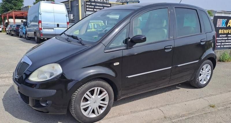Utilisé 2007 Lancia Musa Monospace | 4 990 € - Image 1/4