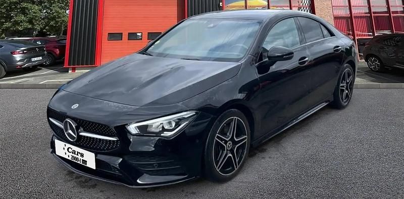 Noir Utilisé 2024 Mercedes CLA200 AMG line Coupé | 38 990 € - Image 1/4