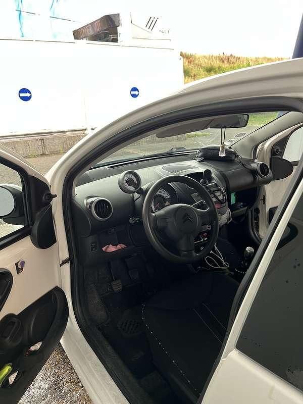 Image 4/4