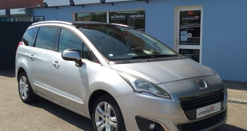 Utilisé 2016 Peugeot 5008 Allure Monospace | 9 990 € (Prix juste) - Image 1/4