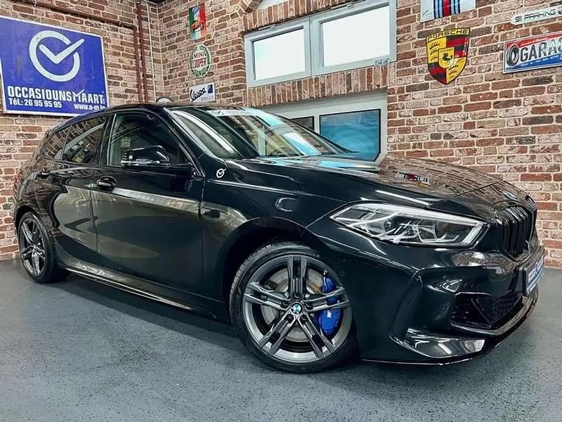 Noir Utilisé 2022 BMW M135 M Performance Citadine | 38 943 € (Bon prix) - Image 1/4