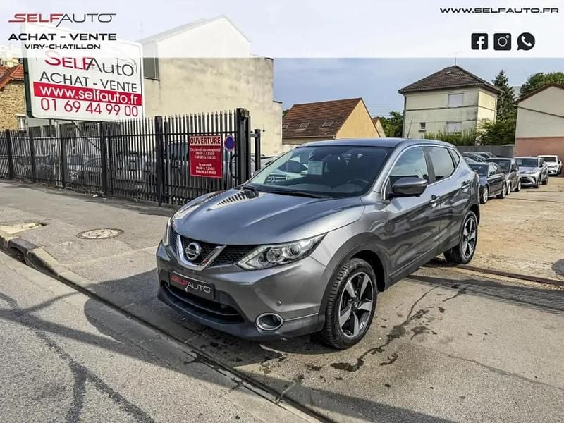 Gris Utilisé 2016 Nissan Qashqai N-Connecta SUV | 8 480 € (Prix juste) - Image 1/4