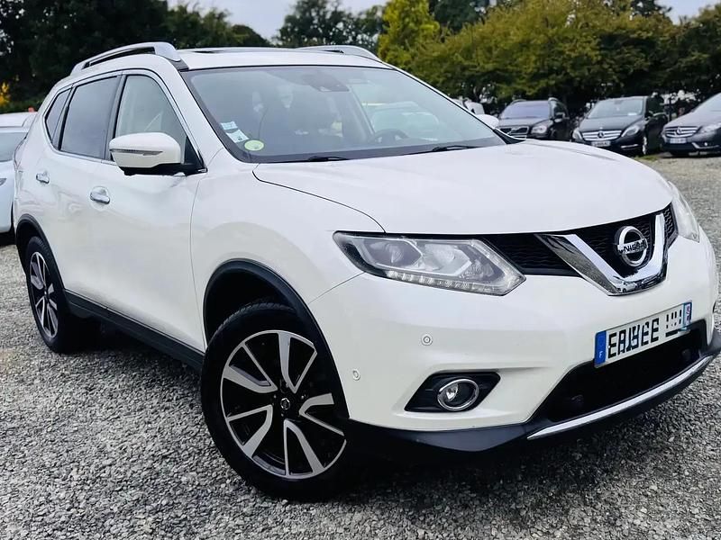 Utilisé 2017 Nissan X-Trail Tekna SUV | 13 300 € (Prix assez cher) - Image 1/4