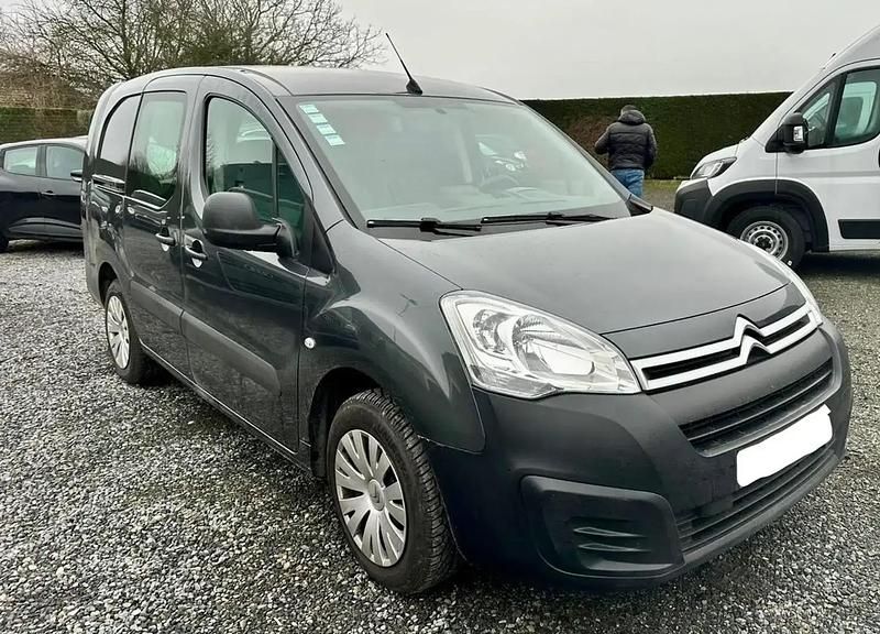 Gris Occasion 2017 Citroën Berlingo Monospace | 11 500 € (Super prix) - Image 1/4